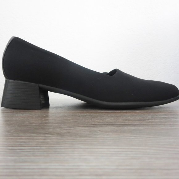 Munro Jet Black Traveler Shoes 1.5" Low Heel Square Closed Toe Slip On Sz 7 - Picture 2 of 15